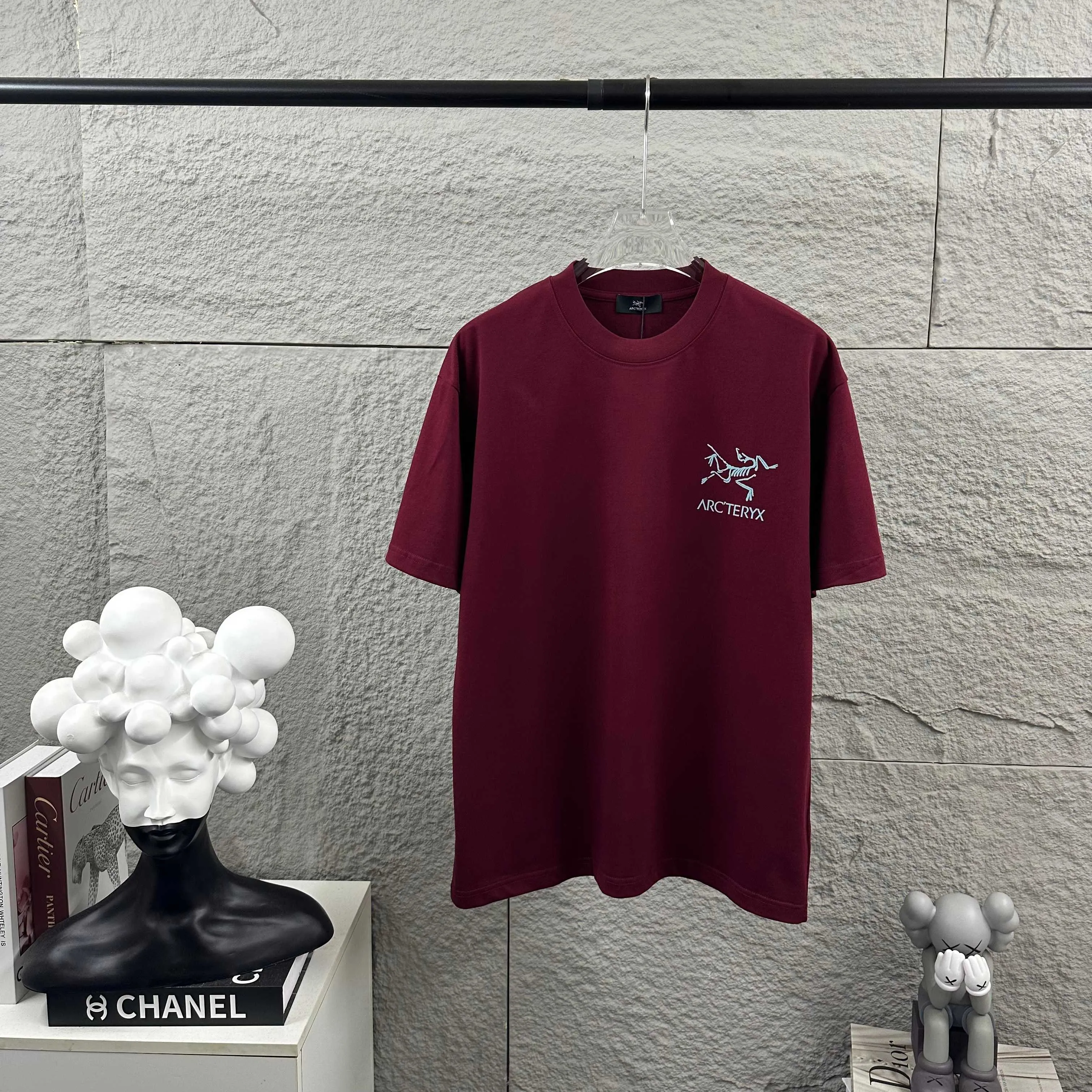 ARC'TERYX* * 2026 New Arrival Classic T Same Style ：Black White Red Size： S （90-130 ） M （120-150 ） L （140-165 ） XL （160-195 ） XXL （195 ）